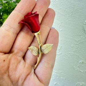 Vintage Jewelry Avon Rose Brooch Pin Red Rose Brooch